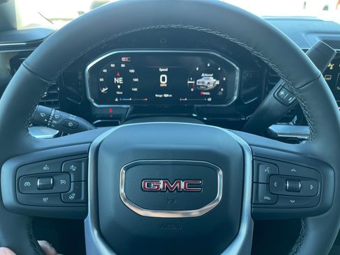 New 2026 GMC Sierra 1500 Elevation image 12