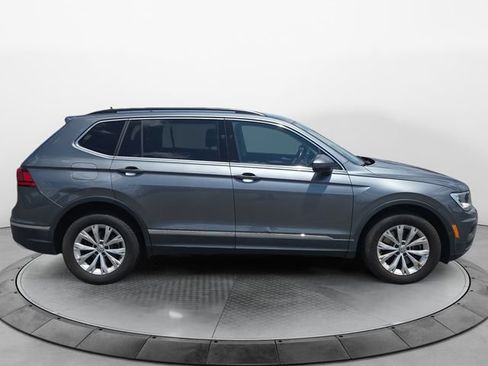 Used 2018 Volkswagen Tiguan SE w/ 3rd Row Seat Package AWD/4WD image 6