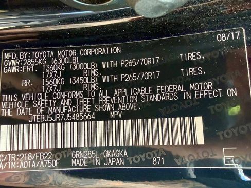 Used 2018 Toyota 4Runner SR5 AWD/4WD image 53