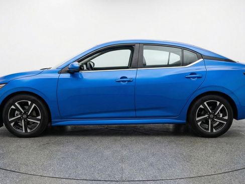 Used 2025 Nissan Sentra SV FWD image 5
