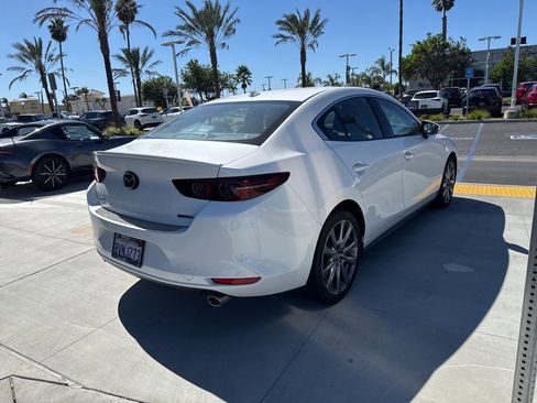 Used 2021 MAZDA MAZDA3 s image 21