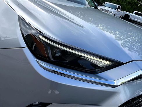 Certified 2024 Toyota Grand Highlander AWD image 28