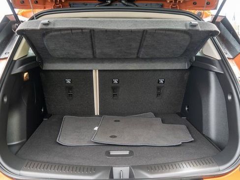 Used 2023 Buick Encore GX Preferred w/ Cold Weather Comfort Package FWD image 11