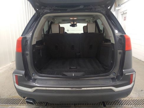 Used 2016 GMC Terrain SLT w/ Open Road Package FWD image 29