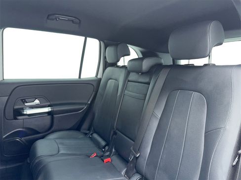 Used 2023 Mercedes-Benz EQB 250+ image 40