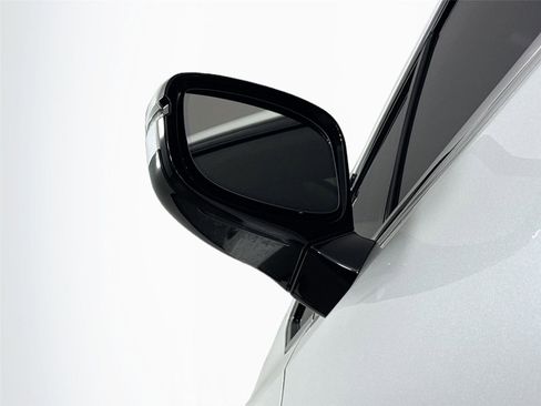 Used 2024 Honda Odyssey Elite image 5