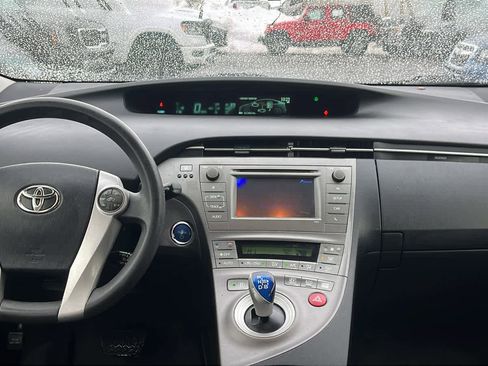 Used 2012 Toyota Prius Two image 29