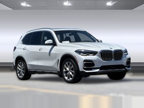 Certified 2023 BMW X5 xDrive40i AWD/4WD image 6
