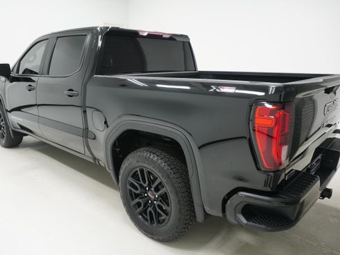 Used 2023 GMC Sierra 1500 Pro w/ Graphite Edition AWD/4WD image 5