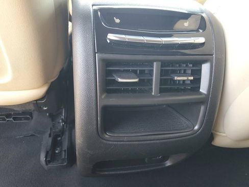 Used 2018 Cadillac XT5 Premium Luxury image 18