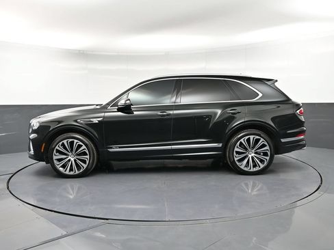 Certified 2024 Bentley Bentayga AWD/4WD image 2