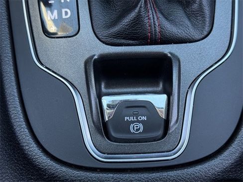 Used 2020 Jeep Cherokee Trailhawk w/ Comfort/Convenience Group image 21