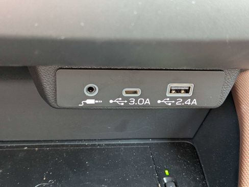 Certified 2025 Subaru Forester Touring AWD/4WD image 25