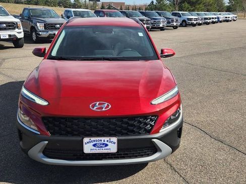 Used 2022 Hyundai Kona SEL w/ Cargo Package image 2