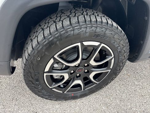 New 2026 Jeep Compass Trailhawk image 21