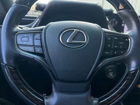 Used 2019 Lexus ES 350 w/ Premium Package image 20