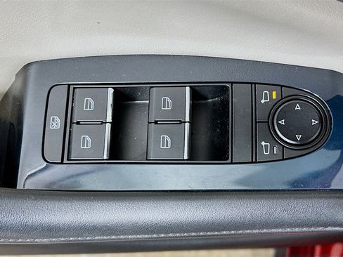 Used 2019 MAZDA MAZDA3 AWD Hatchback image 15