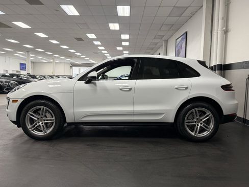 Used 2017 Porsche Macan S image 7