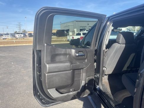 Used 2019 Chevrolet Silverado 1500 Custom w/ Infotainment Package image 27