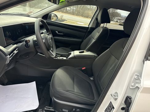 Certified 2025 Hyundai Tucson SEL image 12