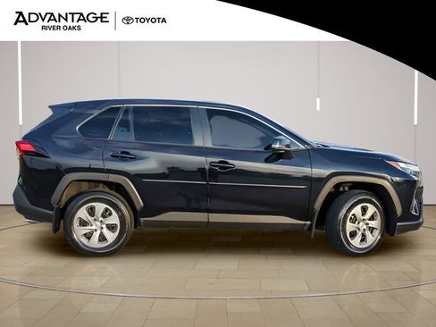 Certified 2024 Toyota RAV4 LE AWD/4WD image 9