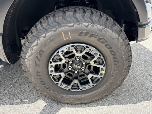 New 2026 Ford F150 Raptor w/ Equipment Group 803A Raptor R AWD/4WD image 11