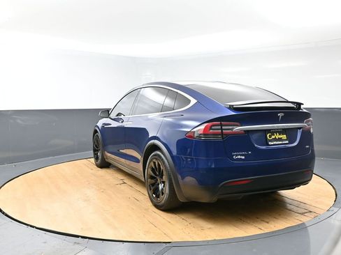 Used 2017 Tesla Model X 90D image 16