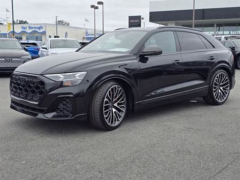 New 2025 Audi SQ8 Prestige image 3