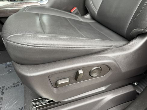 Used 2024 Chevrolet Silverado 1500 LTZ w/ LTZ Premium Package image 15