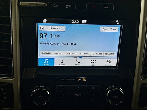 Used 2019 Ford F150 Lariat w/ FX4 Off-Road Package image 17