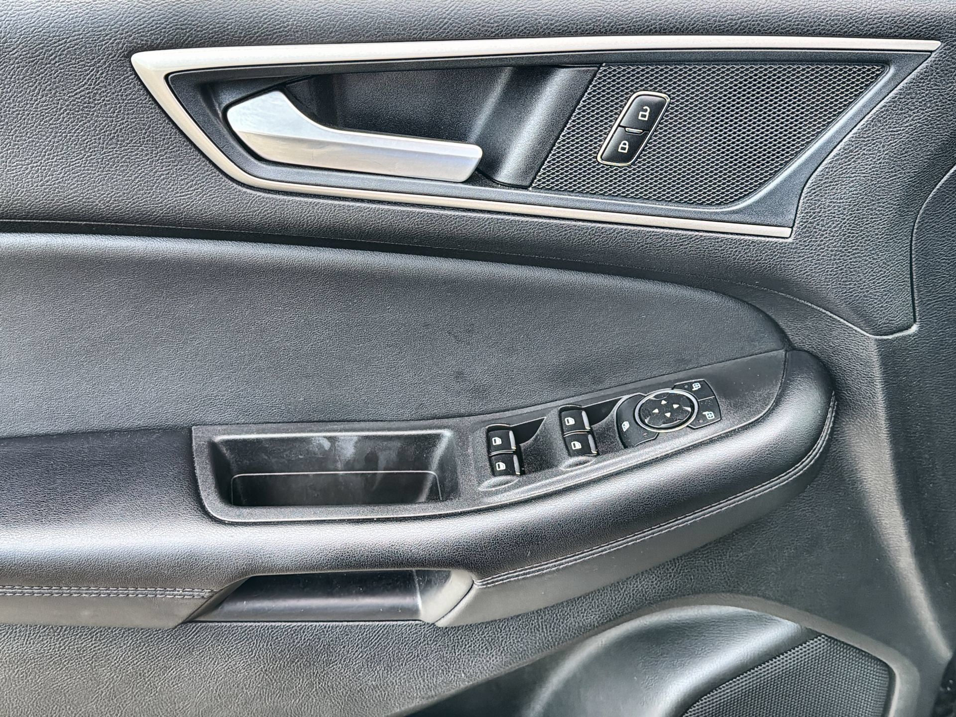 Certified 2024 Ford Edge SEL AWD/4WD image 13