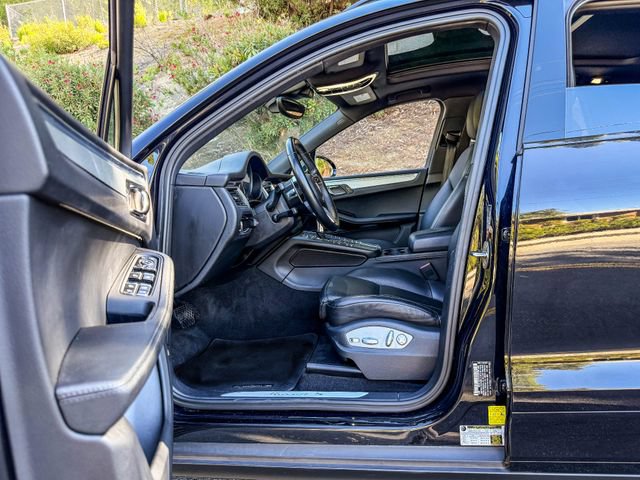 Used 2017 Porsche Macan S AWD/4WD image 24