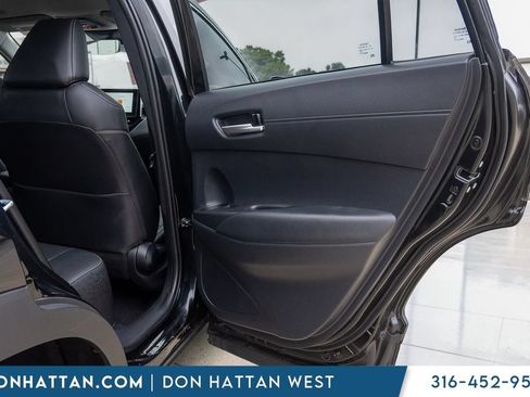Used 2025 Toyota Corolla Cross XLE AWD/4WD image 20