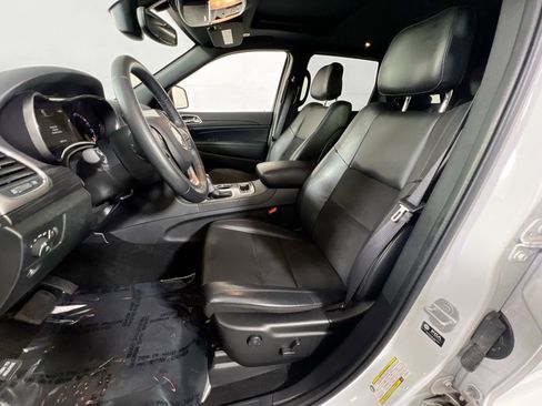 Used 2022 Jeep Grand Cherokee Laredo X image 21