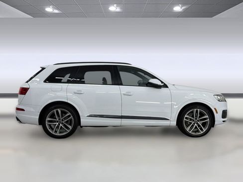 Used 2017 Audi Q7 3.0T Prestige w/ Prestige Package AWD/4WD image 8