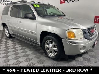 Used 2005 GMC Envoy XL SLT image 1