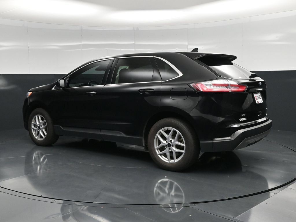 Used 2024 Ford Edge SEL AWD/4WD image 7