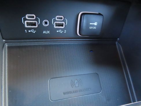 New 2025 Jeep Grand Cherokee Limited w/ Luxury Tech Group II image 12