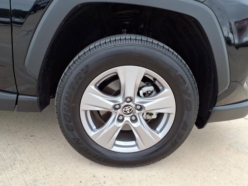 Certified 2025 Toyota RAV4 XLE w/ Convenience Package image 10