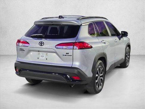 Used 2025 Toyota Corolla Cross AWD Hybrid image 5