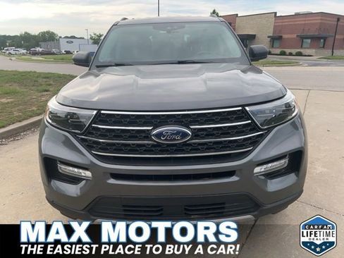 Used 2021 Ford Explorer XLT w/ Equipment Group 202A AWD/4WD image 7