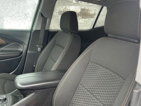 Used 2021 GMC Terrain SLE w/ Driver Convenience Package image 8