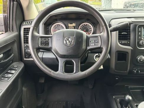 Used 2018 RAM 3500 Tradesman w/ Chrome Appearance Group image 19