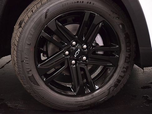 New 2025 Chevrolet Trax ACTIV image 10