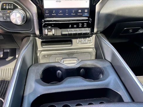 Used 2022 RAM 1500 Laramie image 31