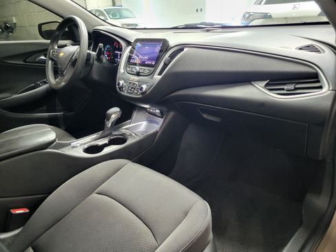 Used 2023 Chevrolet Malibu LT w/ Driver Confidence Package FWD image 10