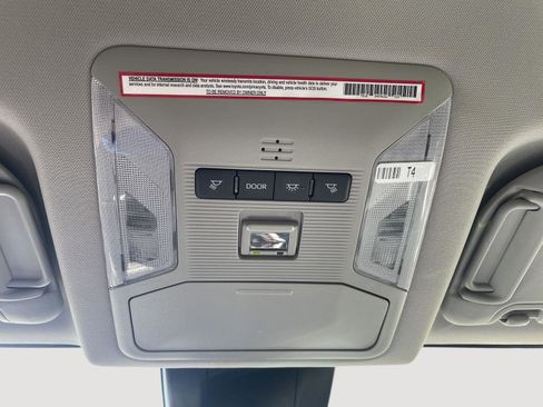 Used 2022 Toyota RAV4 XLE image 20