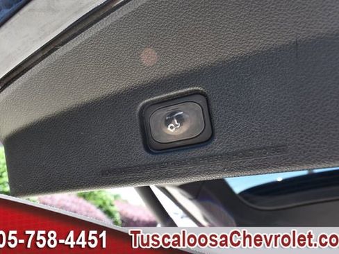 Used 2018 Ford Explorer XLT w/ Equipment Group 202A FWD image 9