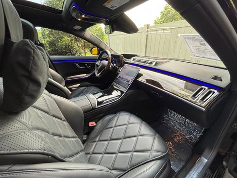 Used 2024 Mercedes-Benz Maybach S 580 4MATIC image 45
