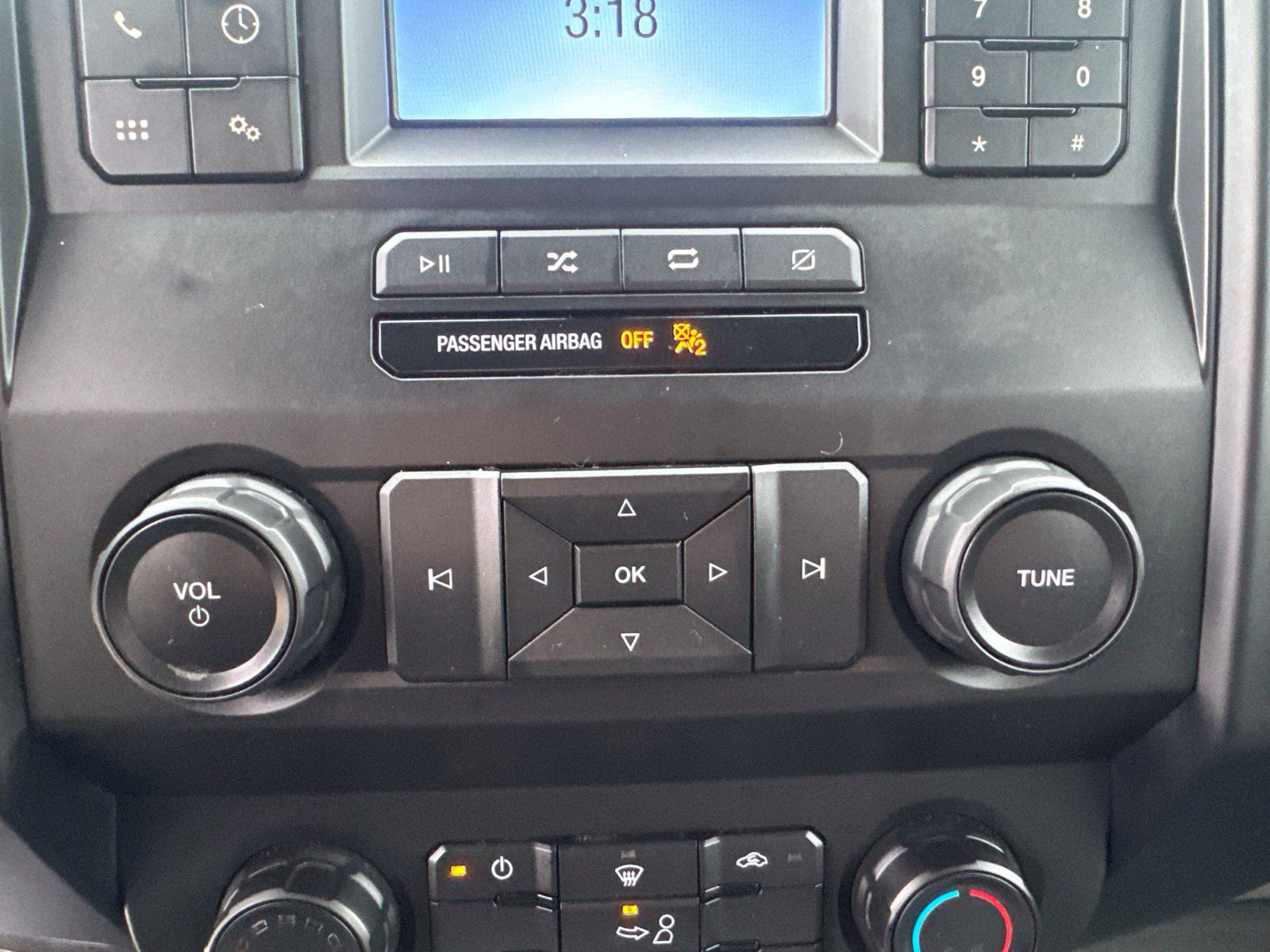 Used 2019 Ford F150 XL w/ Equipment Group 101A Mid AWD/4WD image 26